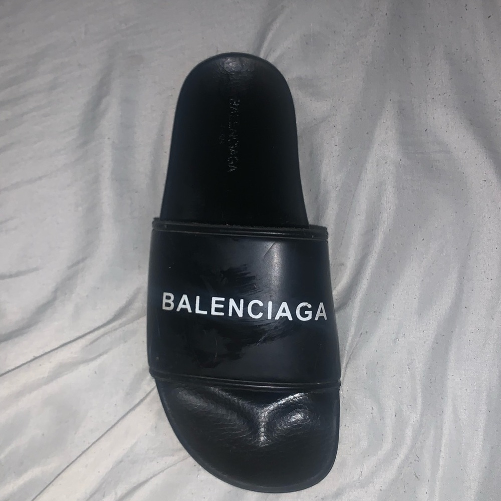 Balenciaga🖤